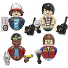 Minifigurki do zbudowania Stranger Things paczka z Hawkins (zestaw 4 szt.)