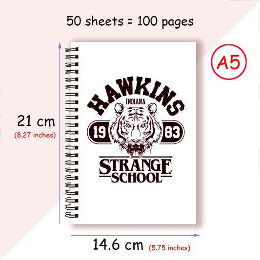 Carnet A5 Stranger Things Hawkins Strange School blanc vu de face
