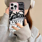 Etui iPhone matowe Stranger Things Łupieżca Umysłów i ściana alfabetu