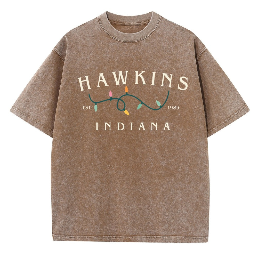 T-shirt męski sprany Stranger Things Hawkins Indiana lampki – kolor brązowy